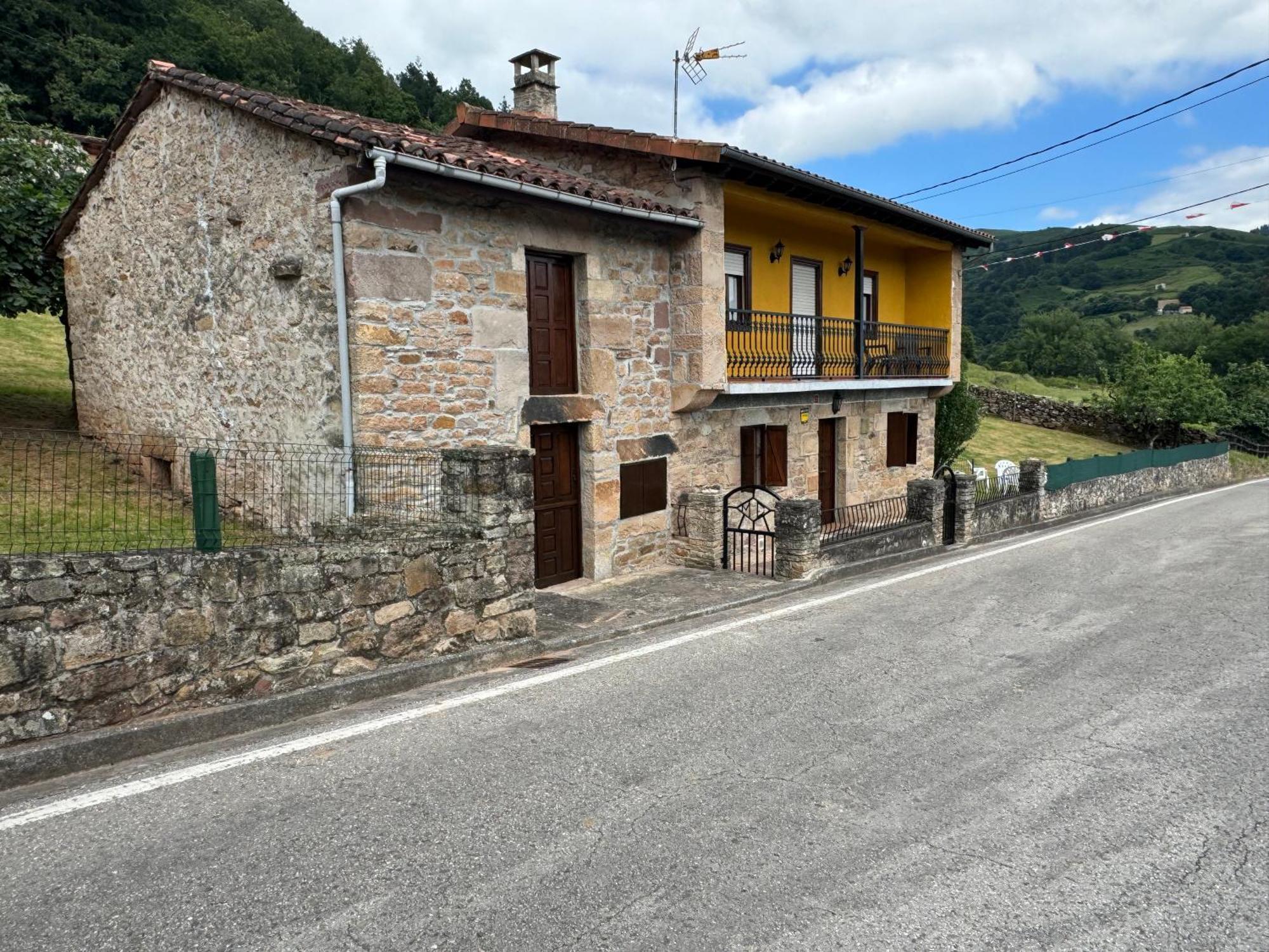 Casuca De Susi Villa Arenas De Iguna Exterior photo